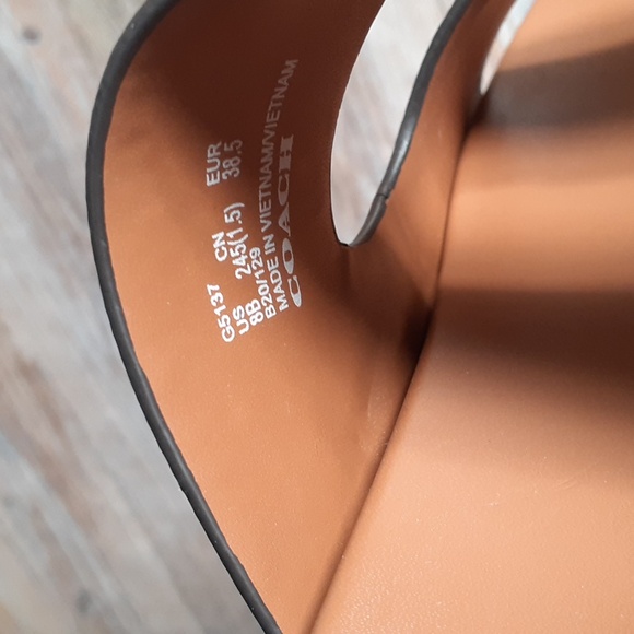 Coach Gable Signature Double Buckle Sandals Size 8B - Picture 4 of 12